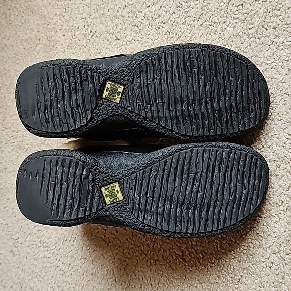 Earth Origins Winter Ankle Booties- Size 7.5 - Picture 4 of 6